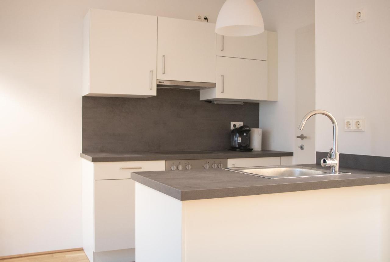 Flat2Go Modern Apartments - Harmony Of City And Nature Vienna Exterior photo